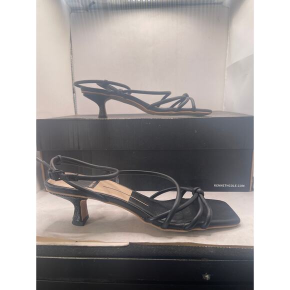 Size 7.5 Wide - Dolce Vita Bev Wide - Black main image 5